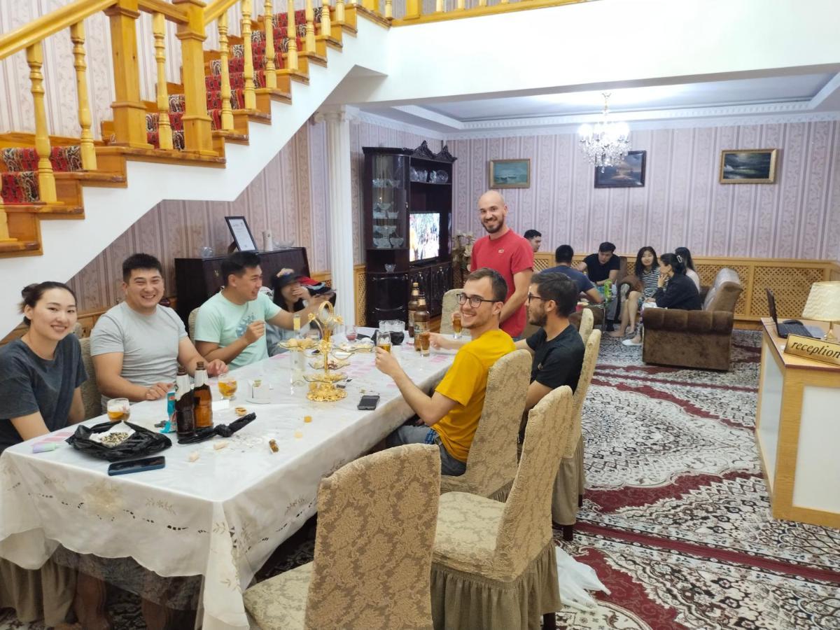 Sulton-Sayyor Hotel Khiva ภายนอก รูปภาพ